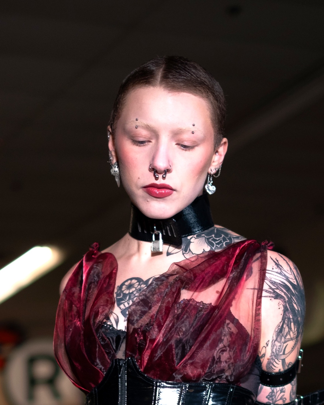 Gothic burgundy look
